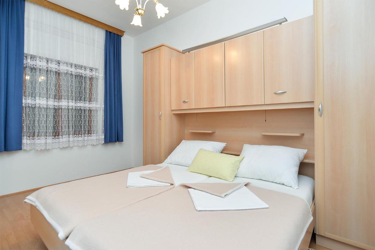 Apartments Joko 1160 Pula Exterior photo